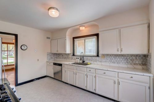 4503 65th St, Milwaukee WI  53218-5508 exterior