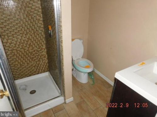 20 Steinway Ave, Trenton NJ 08618-1614 exterior