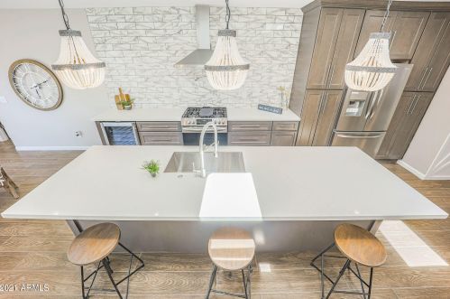 1359 Clarendon Ave, Phoenix AZ  85013-3330 exterior