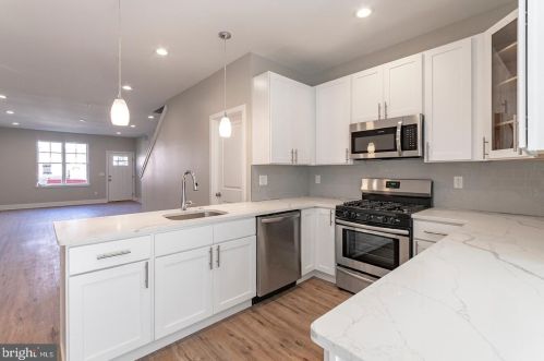 1403 18th St, Philadelphia PA  19146-4743 exterior