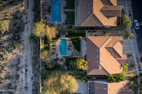 33907 23 Dr, Phoenix AZ 85027-4137 exterior