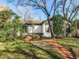 3420 Lovers Ln, Dallas TX  75225-7630 exterior