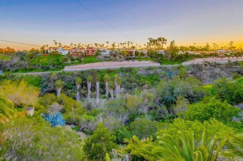 4385 Alder Dr, San Diego CA  92116-2323 exterior