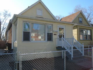 6560 Damen Ave, Chicago, IL 60645-5510