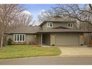 4556 Ridgeview Dr, Saint Paul MN  55123-1897 exterior