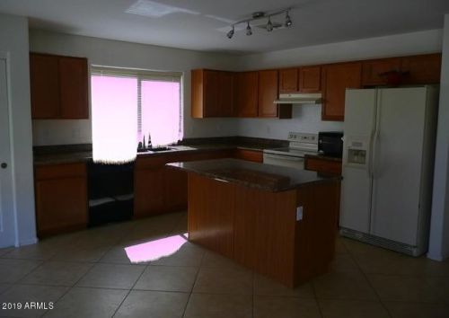 23405 22nd Way, Phoenix AZ  85024-8677 exterior