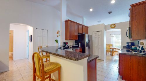 534 Sagamore Ter, Fort Pierce FL 34983-1240 exterior