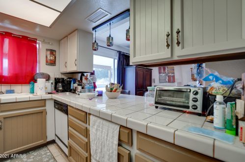 15014 27th St, Phoenix AZ 85008-8900 exterior