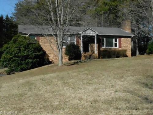 5669 Buckhorn Rd, Lewisville, NC 27023-9627