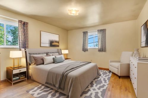 699 Fruithurst Dr, Pittsburgh PA 15228-2534 exterior