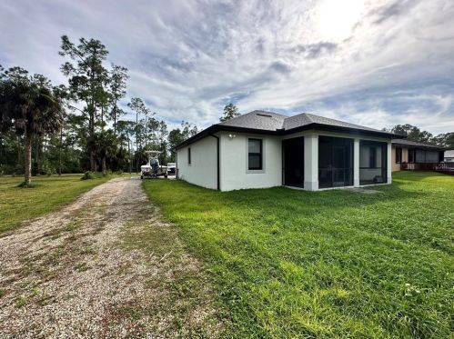 3673 10th Ave, Naples, FL 34120-4937