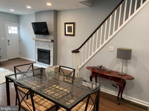 334 Cantrell St, Philadelphia PA  19148-3320 exterior