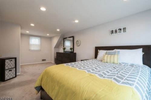 1971 Portland Ave, Scotch Plains NJ 07076-1802 exterior