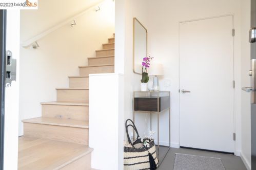 1028 Grayson St, Berkeley CA 94710-2643 exterior