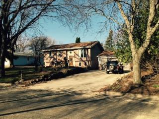 822 Redland Dr, Madison, WI 53714-1723