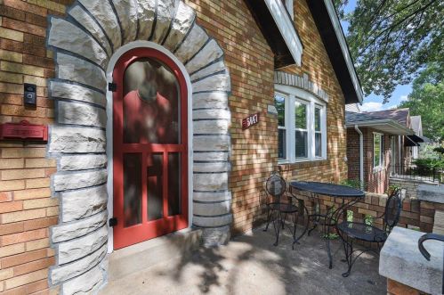 5647 Murdoch Ave, Saint Louis, MO 63109-2867