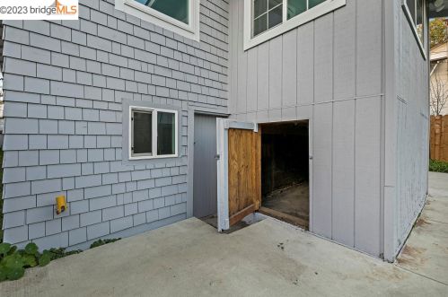 2020 Blake St, Berkeley CA 94704-2604 exterior