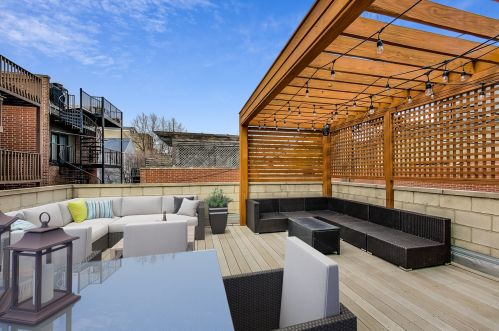 2637 Wayne Ave, Chicago IL 60614-1231 exterior