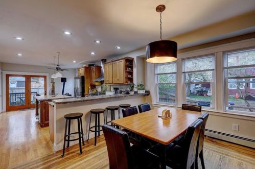 101 Whitford Ave, Providence RI  02908-3437 exterior