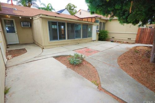 215 Princeton Ave, Fullerton CA 92831-3818 exterior