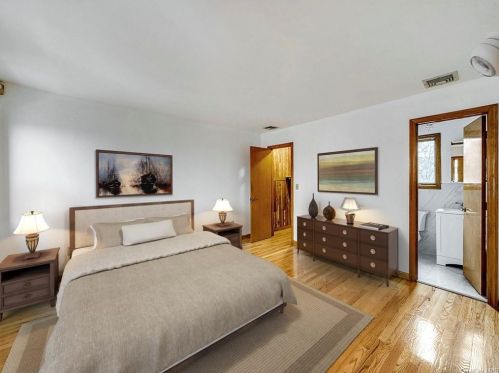 2655 Netherland Ave, Bronx NY 10463-4808 exterior