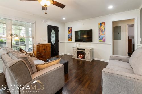 1317 Mercer Ave, Atlanta GA  30344-5010 exterior