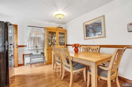 190 Maple St, Fairview NJ 07022-1512 exterior