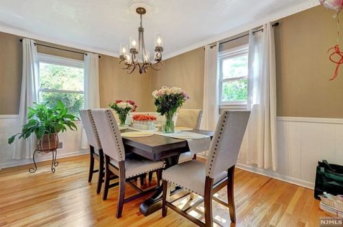 46 Delaware Ave, Dumont NJ  07628-2408 exterior