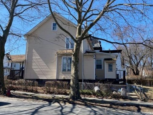 339 Church St, Poughkeepsie NY 12601-4263 exterior