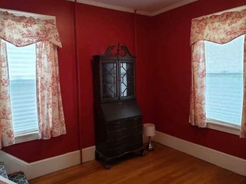 24 Edgar St, Poughkeepsie NY  12603-2702 exterior