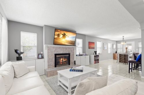 10910 Hachita Dr, Port Richey FL  34668-2719 exterior