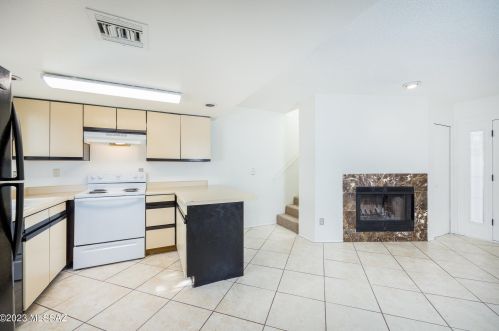 116 Pastime Rd, Tucson AZ  85705-3302 exterior