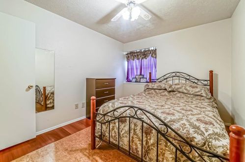 7319 Foxway Ln, Humble TX exterior