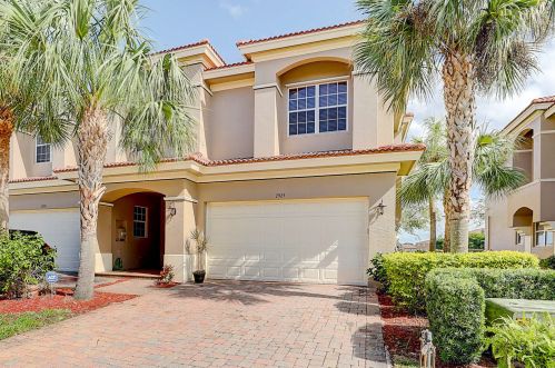 2925 Cedar Dunes Dr, Fort Pierce, FL 34953-4569