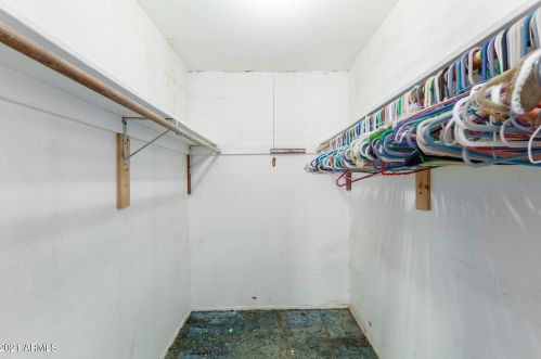 3701 Alice Ave, Phoenix AZ 85051-4076 exterior