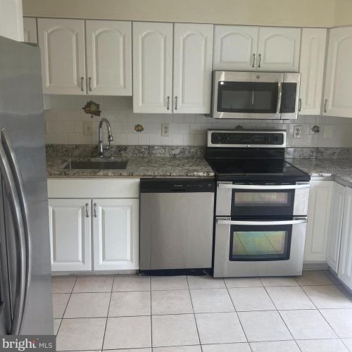 2824 Mozart Dr, Silver Spring, MD 20904-6827