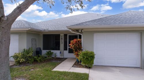 1813 Blue Heron Ln, Fort Pierce FL  34982-8048 exterior