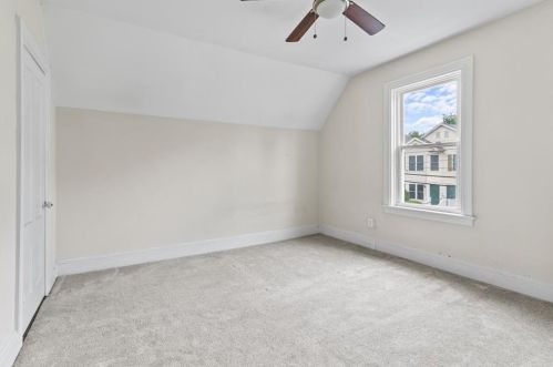 113 Oakland Ave, Providence RI 02908-3632 exterior