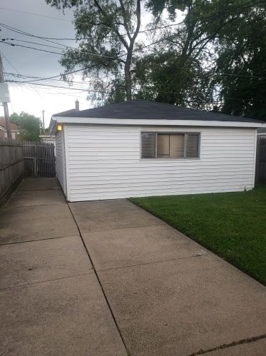 14222 La Salle St, Chicago IL  60827-2512 exterior