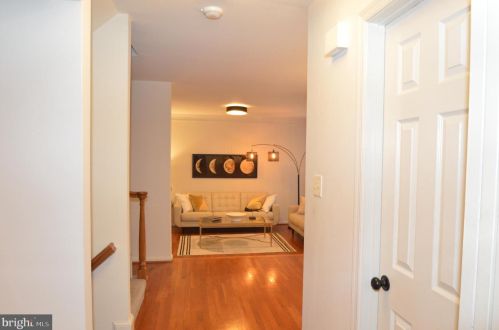 1409 Squaw Hill Ln, Silver Spring MD  20906-2009 exterior