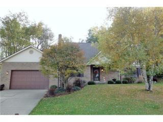 1216 Lost Tree Dr, Canton, OH 44708-3231