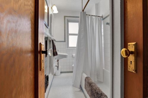 4955 Bancroft Ave, Saint Louis MO 63109-2416 exterior