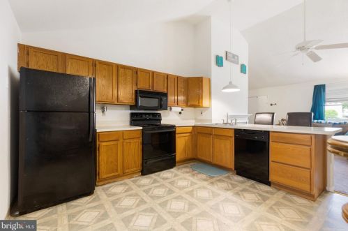 1 Ferris Ct, New Castle DE  19720-5169 exterior