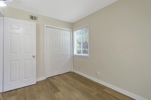 1479 Cape Cod Way, Concord CA  94521-2622 exterior