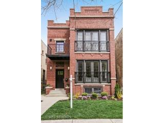 1252 Roscoe St, Chicago IL  60657-1424 exterior