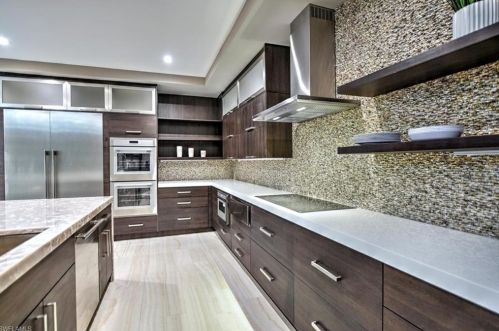 3860 Crayton Rd, Naples FL 34103-3576 exterior