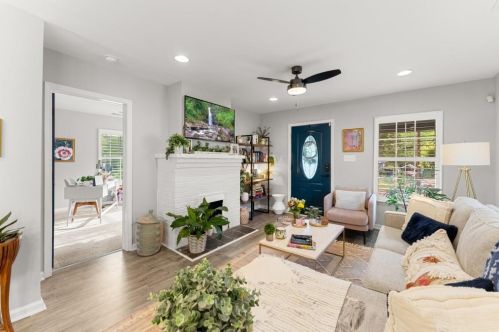 14 Eugenia Pl, Atlanta GA  30318-6357 exterior