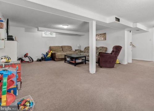 13320 Keating St, Rockville MD 20853-3273 exterior