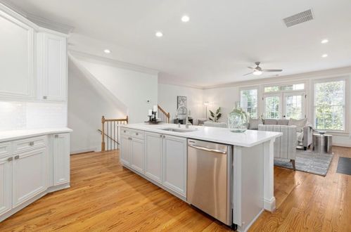 1564 Donaldson Park Dr, Atlanta GA 30319-2115 exterior