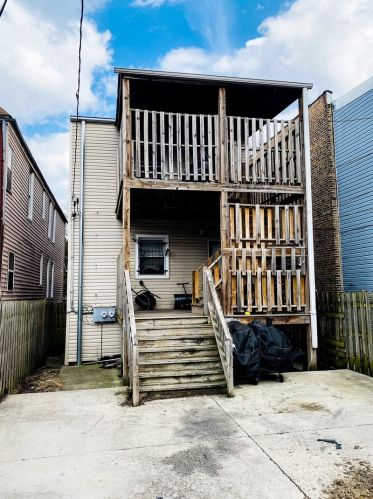 824 Leclaire Ave, Chicago IL 60638-3030 exterior